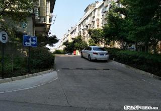 八佰伴旁边西苑公寓 1楼有大院子中装适合办公或住家 - 宣城28生活网 xuancheng.28life.com