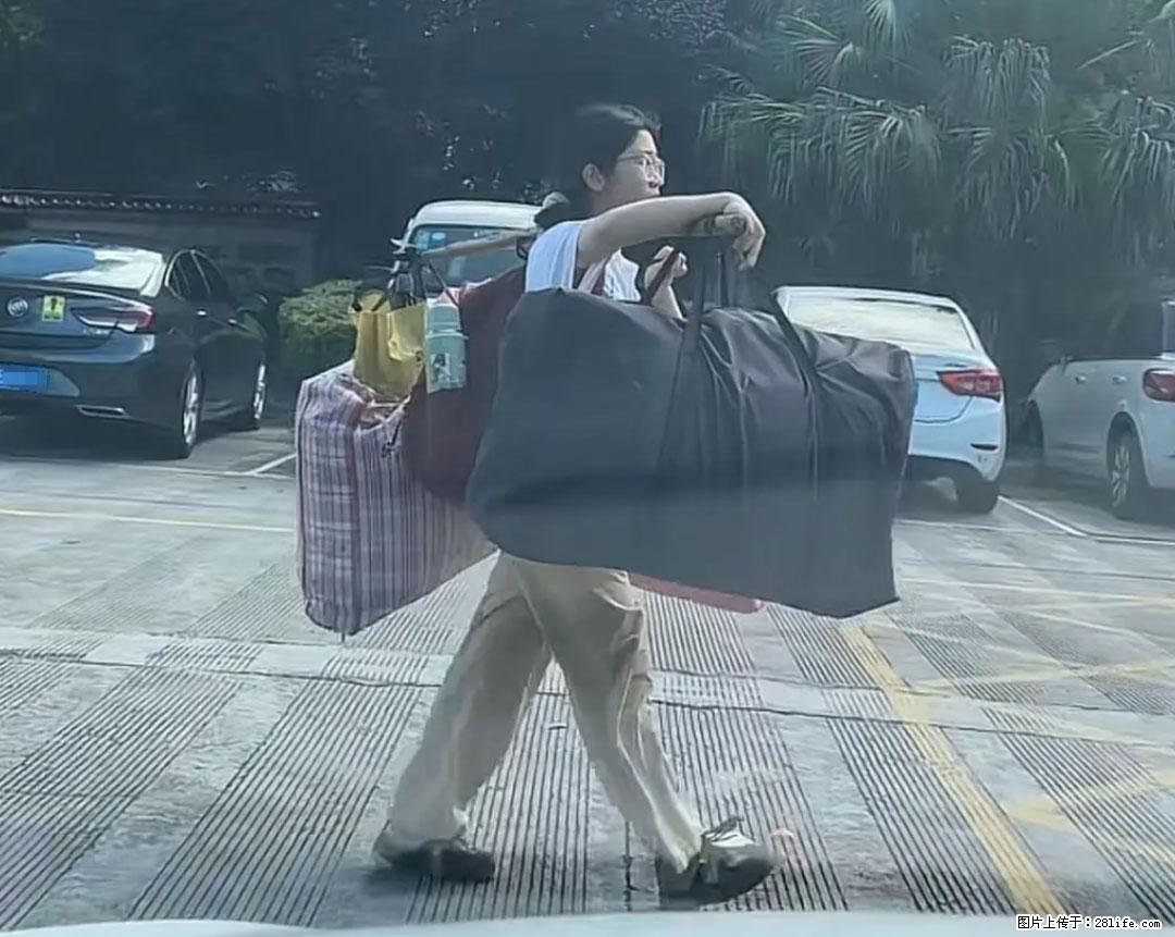 全网追的“扁担女孩”，找了一份暑假工，时薪12元 - 宣城生活资讯 - 宣城28生活网 xuancheng.28life.com