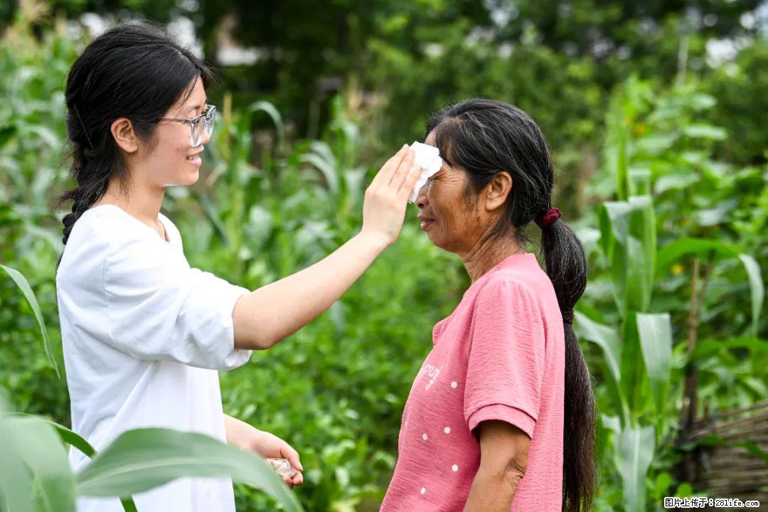 全网追的“扁担女孩”，找了一份暑假工，时薪12元 - 宣城生活资讯 - 宣城28生活网 xuancheng.28life.com